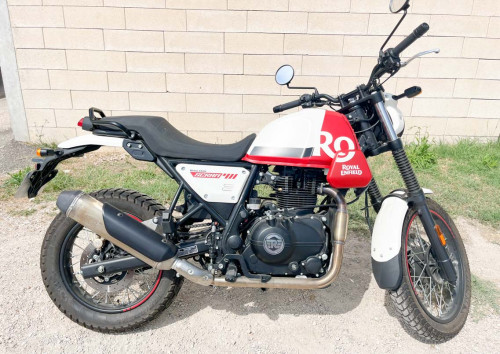Location motos à Saint-Rémy-de-Provence1_-_royal_enfield_scram_gj682fs_.jpg